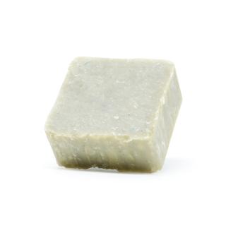 Solid Shampoo for Oily or Dandruff Hair - Packaging Free - THE NATURALS WITH ESSENTIAL OIL